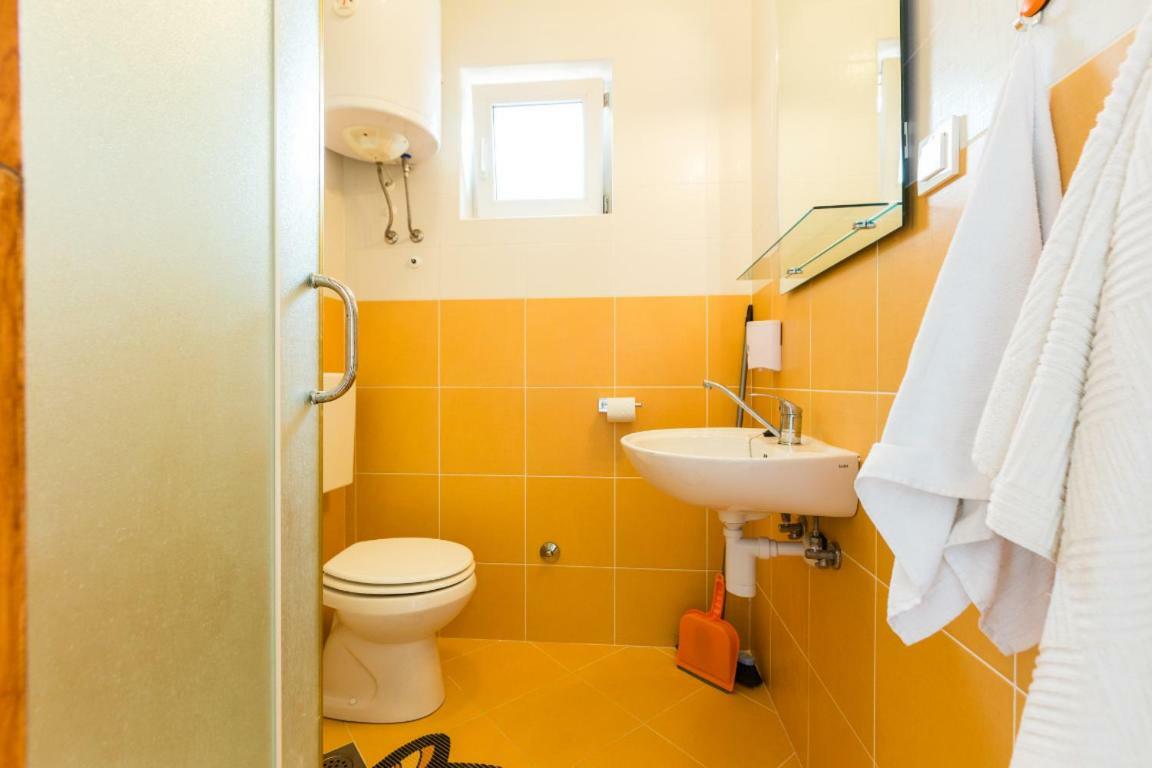 Apartmani Filip Mandre Luaran gambar