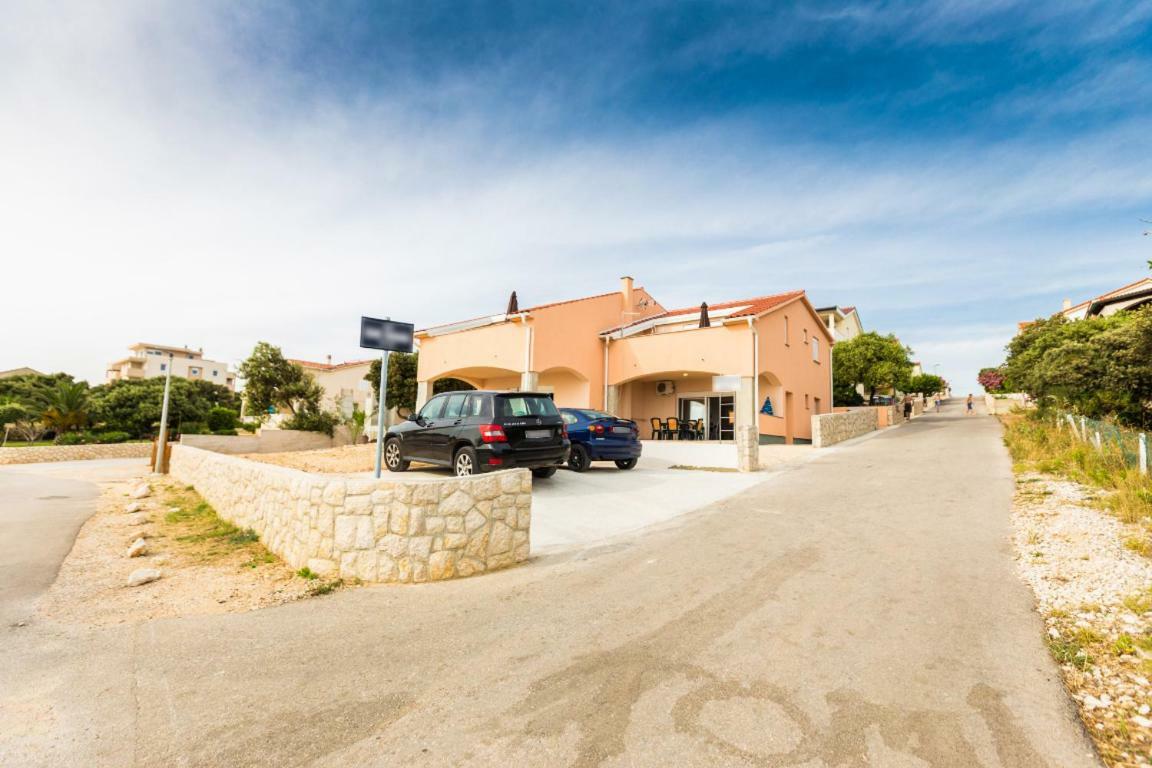 Apartmani Filip Mandre Luaran gambar